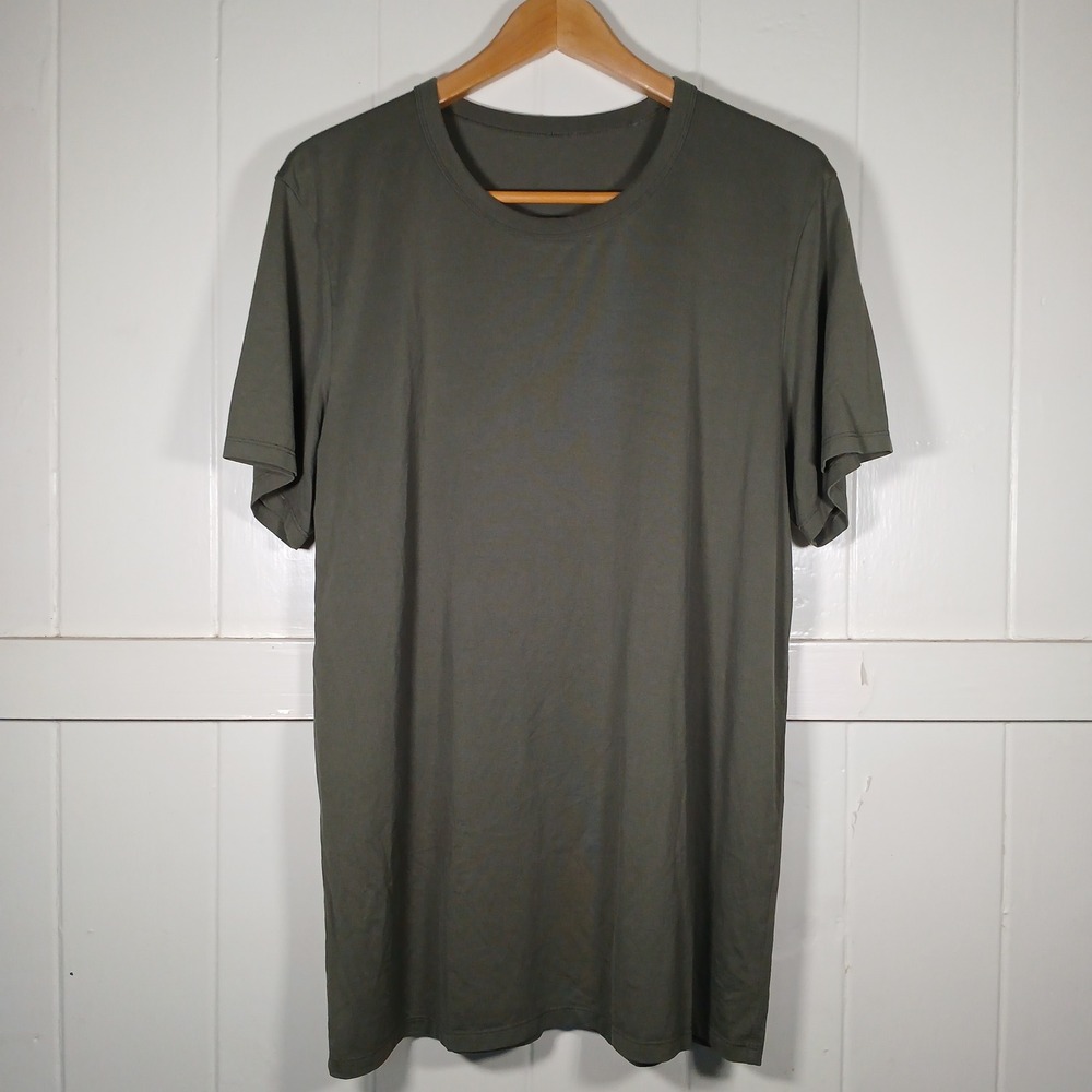 Lululemon 5 Year Basic T Shirt Mens M Olive Green Short Sleeve Crew Neck